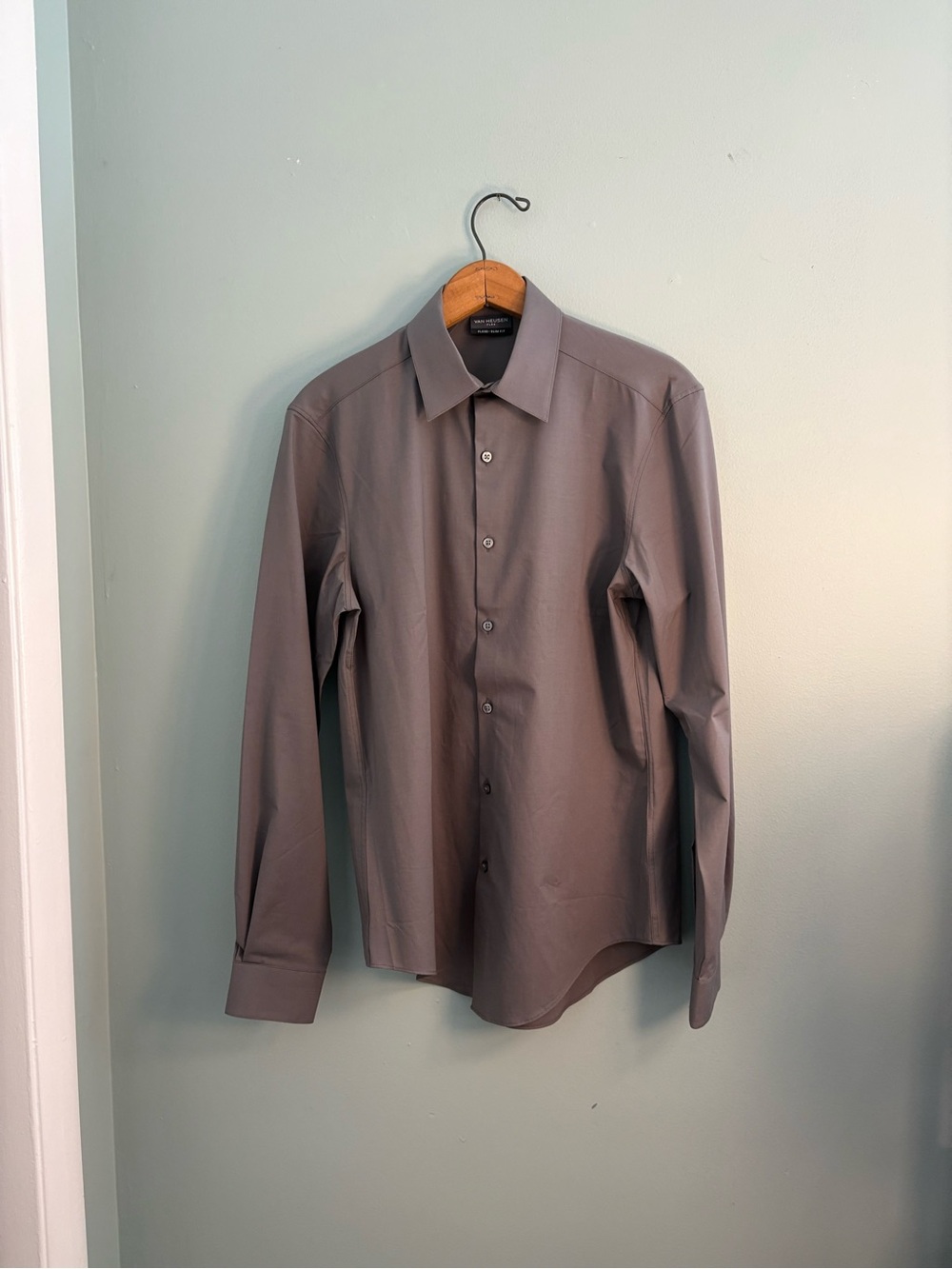 Van Heusen unisex slim fit Long Sleeve Dress Shirt - Gray